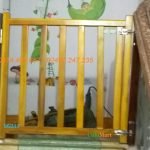 chắn cầu thang bằng gỗ giá rẻ