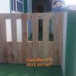 Tự làm cửa chặn cầu thang bằng gỗ