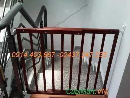 Chắn cửa Maya bằng gỗ, chắn cầu thang maia