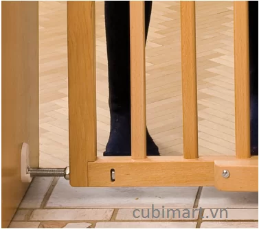 Chắn cửa Nicko bằng gỗ