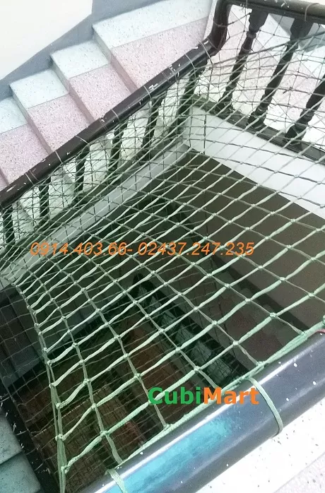 Lưới che giếng trời xanh dẹt